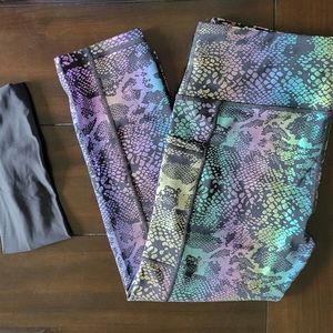 CVG Glisten Here Leggings Black Medium and black headband